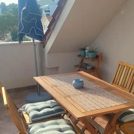 Sea-view Apartments, 2 Bedrooms, 2 Baths, 50 Meters From Beach! Appartamento *