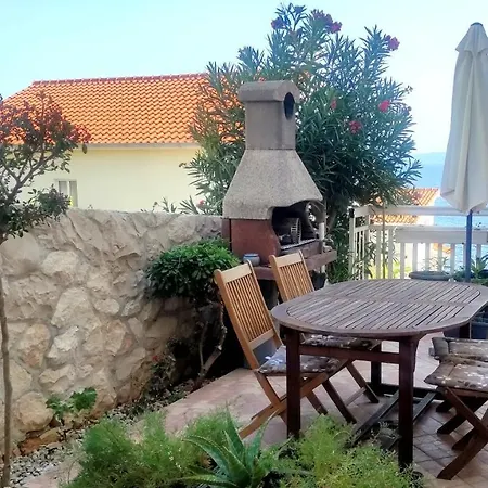 Appartamento Sea-view Apartments, 2 Bedrooms, 2 Baths, 50 Meters From Beach!