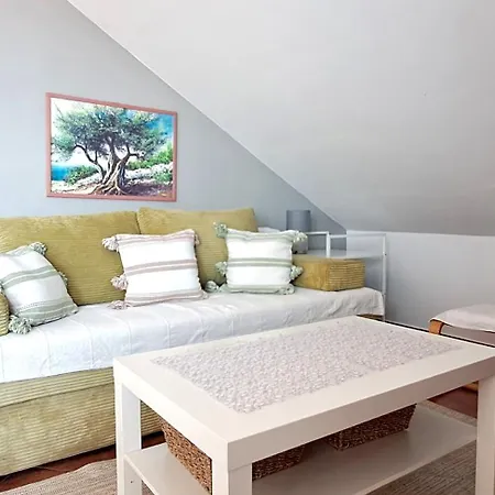 Sea-view Apartments, 2 Bedrooms, 2 Baths, 50 Meters From Beach! Appartamento *