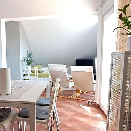 Sea-view Apartments, 2 Bedrooms, 2 Baths, 50 Meters From Beach! * Traù