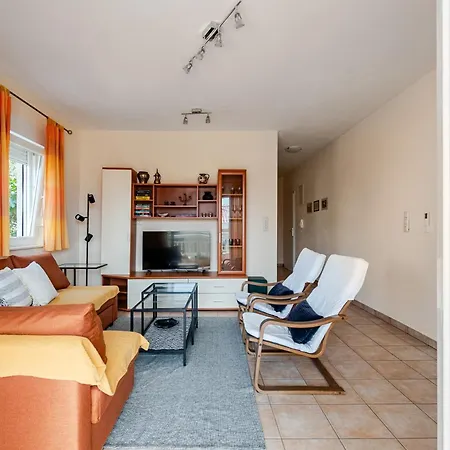 Appartamento Sea-view Apartments, 2 Bedrooms, 2 Baths, 50 Meters From Beach!