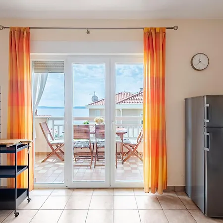 Appartamento Sea-view Apartments, 2 Bedrooms, 2 Baths, 50 Meters From Beach!